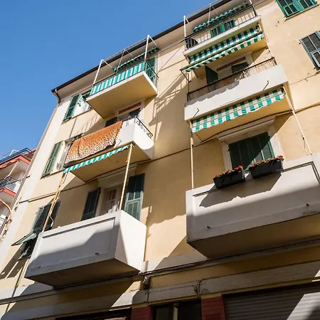 Apartman Guesthost - Center Charming